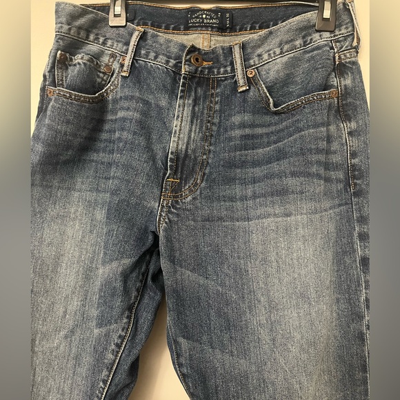 Lucky Brand Men's Bootcut Jeans in Classic Blue - Picture 3 of 4